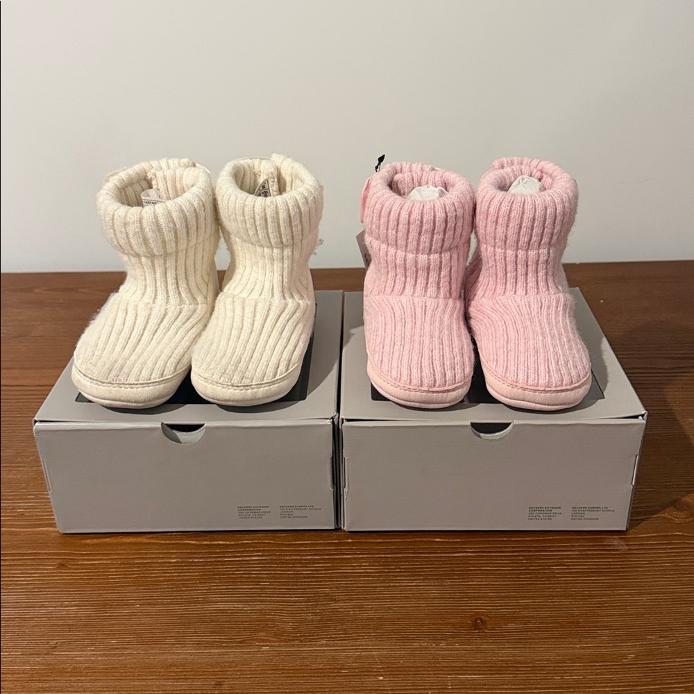 Ugg Skyler Boot Bundle - Picture 3 of 10